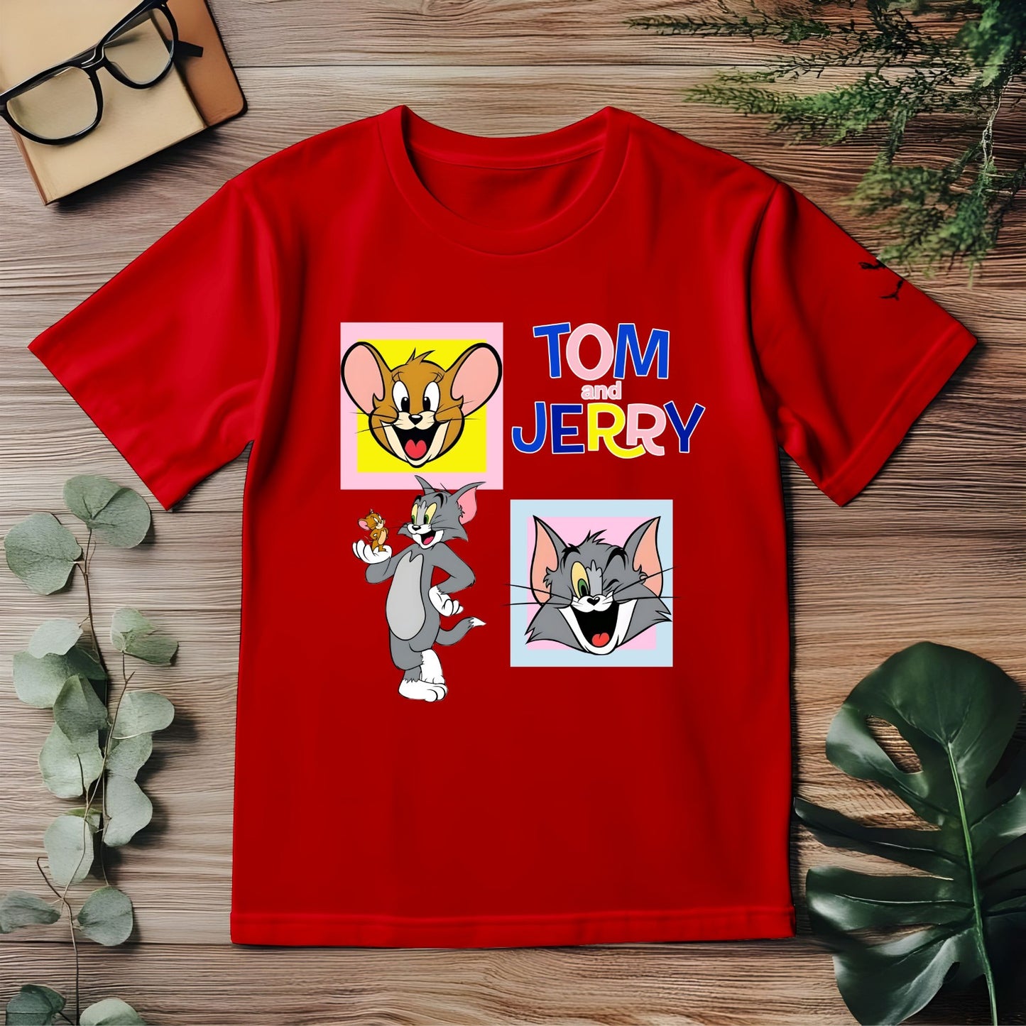 Red Cute Tom And Jerry