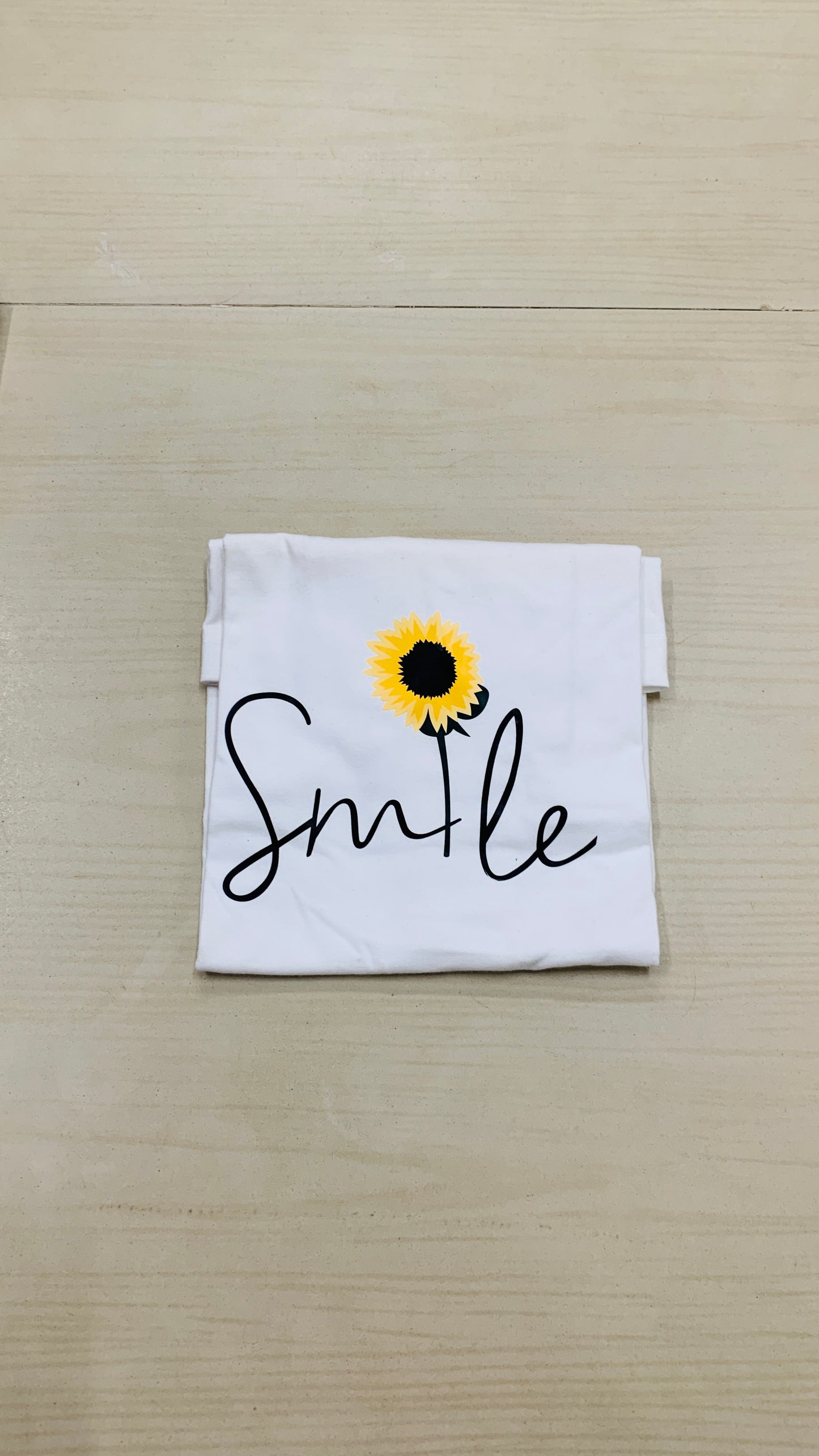 Sale White Smile (L)