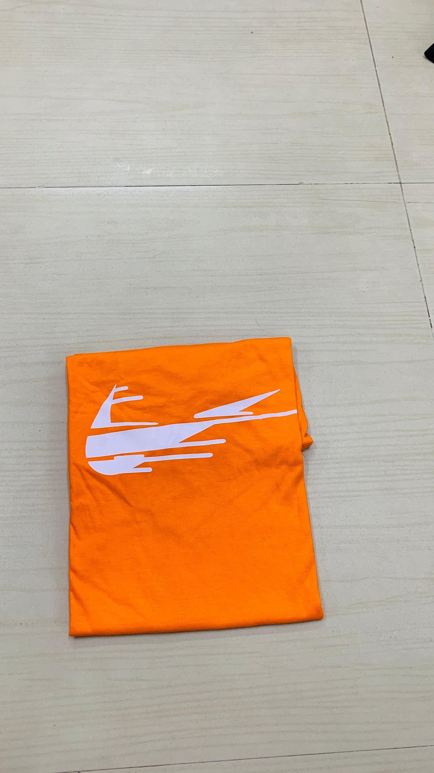 Sale Orange Tick (L)